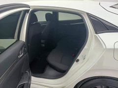 Honda Civic 2021 Hatchback 220 Turbo CVT Trendy Control - ფოტო 10