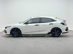Honda Civic 2021 Hatchback 220 Turbo CVT Trendy Control - ფოტო 2