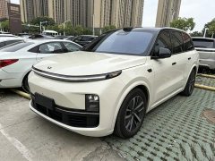 Li Auto L8 Max - ფოტო 1
