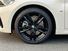 BMW 1 Series 125i M Sport Night Edition - ფოტო 19