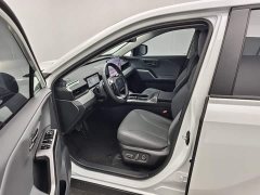 Toyota RAV4 Dual Engine 2.0L FWD Luxury - ფოტო 10