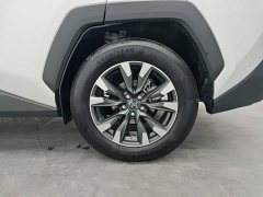 Toyota RAV4 Dual Engine 2.0L FWD Luxury - ფოტო 11
