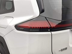 Toyota RAV4 Dual Engine 2.0L FWD Luxury - ფოტო 14
