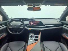 Changan UNI-V Smart Electric iDD 1.5T 113km Smart Fun Edition - ფოტო 4