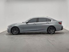 BMW 3 Series 325Li M Sport Package - ფოტო 4