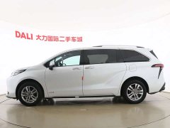 Toyota Sienna 2021 2.5L Hybrid Premium Edition - ფოტო 4