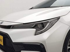 Toyota Corolla Hybrid 1.8H E-CVT Sport - ფოტო 14