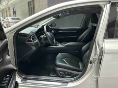 Toyota Camry 2.0G Luxury - ფოტო 11