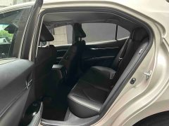 Toyota Camry 2.0G Luxury - ფოტო 5