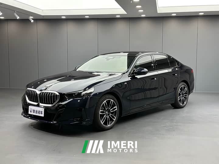 BMW 5 Series (Imported) 2024 525i M Sport Package - ავტომობილი ჩინეთიდან