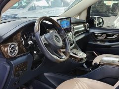 Mercedes-Benz Vito 2021 2.0T Business Edition 7-Seater - ფოტო 2