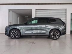 Volvo XC70 Plug-in Hybrid AWD Extended Range Plus - ფოტო 7
