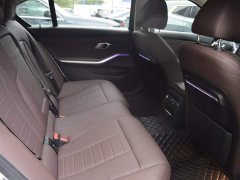 BMW 3 Series 325Li M Sport Package - ფოტო 11