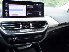 BMW iX3 Leadership Edition - ფოტო 12