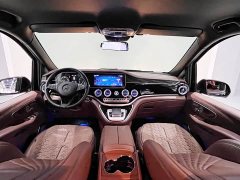 Mercedes-Benz Vito 2023 2.0T Elite 7-Seater - ფოტო 8