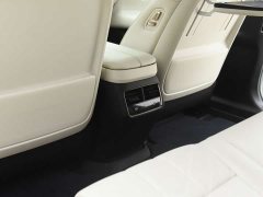 Lynk & Co Geely Lynk & Co 10 240 AWD Ultra - ფოტო 16
