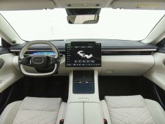 Lynk & Co Geely Lynk & Co 10 240 AWD Ultra - ფოტო 9