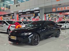 BMW 3 Series 325Li M Sport Night Edition Package - ფოტო 1
