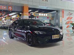 BMW 3 Series 325Li M Sport Night Edition Package - ფოტო 3