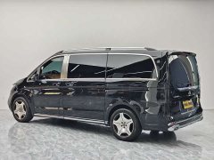 Mercedes-Benz V-Class 2022 V 260 Navigator Edition - ფოტო 9
