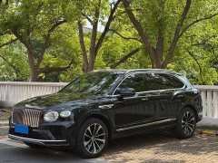 Bentley Bentayga 4.0T V8 Long Wheelbase - ფოტო 1