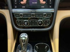 Bentley Bentayga 4.0T V8 Long Wheelbase - ფოტო 10