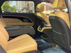 Bentley Bentayga 4.0T V8 Long Wheelbase - ფოტო 6