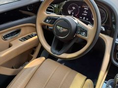 Bentley Bentayga 4.0T V8 Long Wheelbase - ფოტო 9