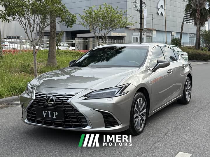 Lexus ES 200 Premium Edition - ავტომობილი ჩინეთიდან