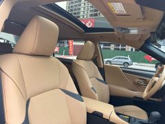 Lexus ES 200 Premium Edition - ფოტო 14