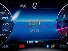 Mercedes-Benz GLB 200 Dynamic - ფოტო 16