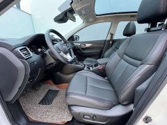 Nissan Qashqai 2.0L CVT XV Premium Luxury - ფოტო 10