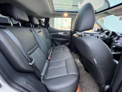 Nissan Qashqai 2.0L CVT XV Premium Luxury - ფოტო 14