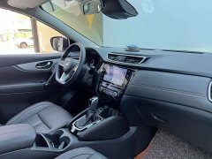 Nissan Qashqai 2.0L CVT XV Premium Luxury - ფოტო 19
