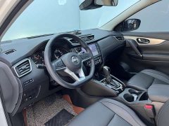 Nissan Qashqai 2.0L CVT XV Premium Luxury - ფოტო 5