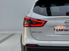 Nissan Qashqai 2.0L CVT XV Premium Luxury - ფოტო 7