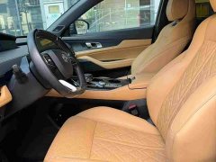 Changan UNI-K 2.0T Premium - ფოტო 9