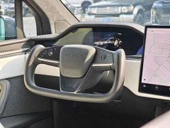 Tesla Model X Tri-Motor All-Wheel Drive Plaid - ფოტო 4