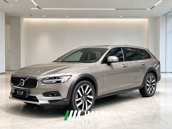 Volvo V90 Cross Country B5 AWD Inscription - ავტომობილი ჩინეთიდან