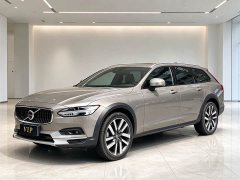 Volvo V90 Cross Country B5 AWD Inscription - ფოტო 1