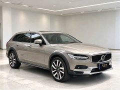 Volvo V90 Cross Country B5 AWD Inscription - ფოტო 3