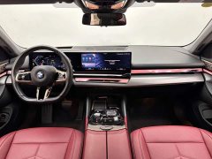 BMW 5 Series 530Li Luxury M Sport Package - ფოტო 10