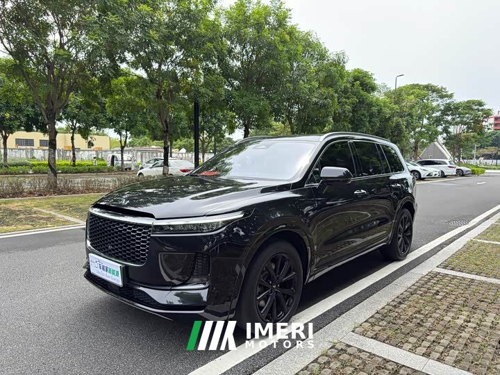Li Auto ONE Extended Range 6-Seater - ავტომობილი ჩინეთიდან
