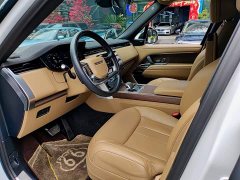 Land Rover Range Rover 3.0L V6 400PS Grand Jubilee Extended Wheelbase - ფოტო 7