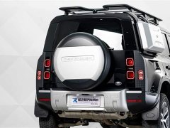 Land Rover Defender 110 P400 Dark Edition - ფოტო 7