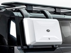 Land Rover Defender 110 P400 Dark Edition - ფოტო 8