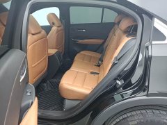 Cadillac XT4 28T FWD Luxury - ფოტო 11