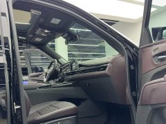 Cadillac ESCALADE 2023 6.2L Sport Platinum Edition - ფოტო 10