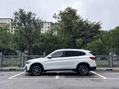BMW X1 2021 Facelift sDrive20Li Premium - ფოტო 3