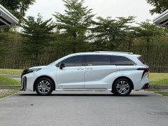 Toyota Sienna 2.5L Hybrid Comfort Edition - ფოტო 3